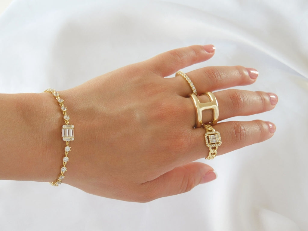 Untouchable Ring