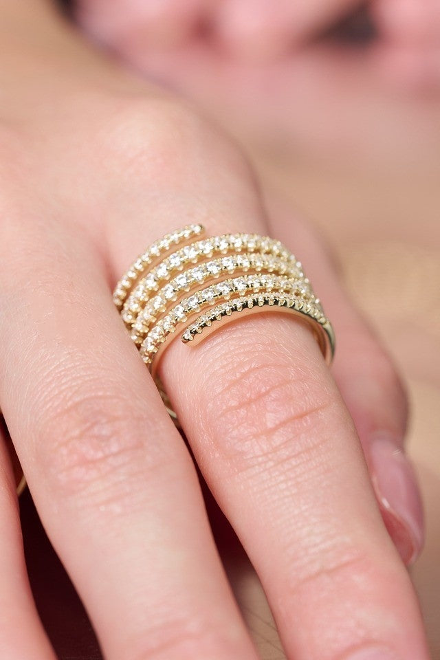 Lipstick ring