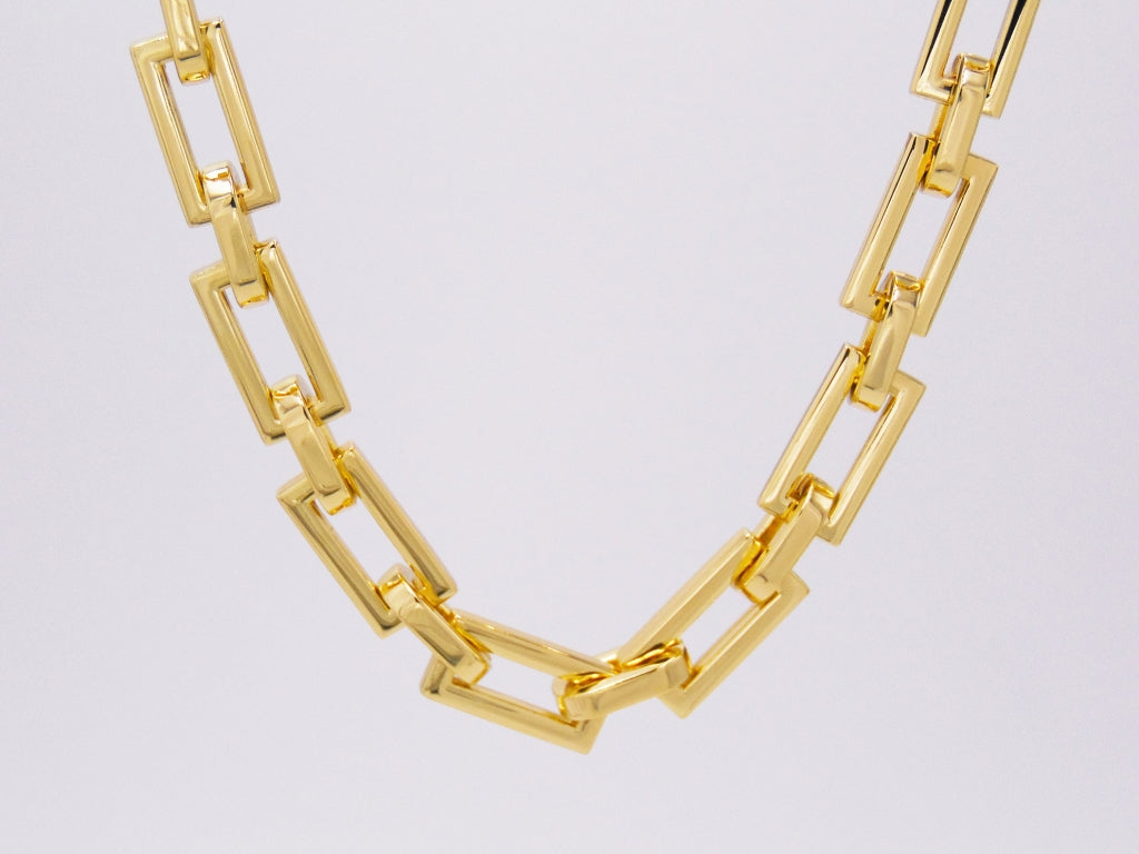 CHAINS
