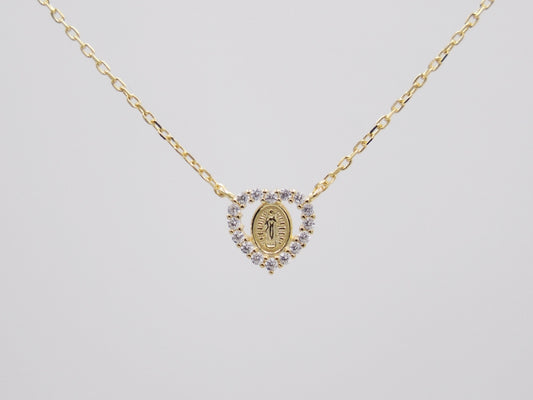 COLLAR CORAZON CON VIRGEN