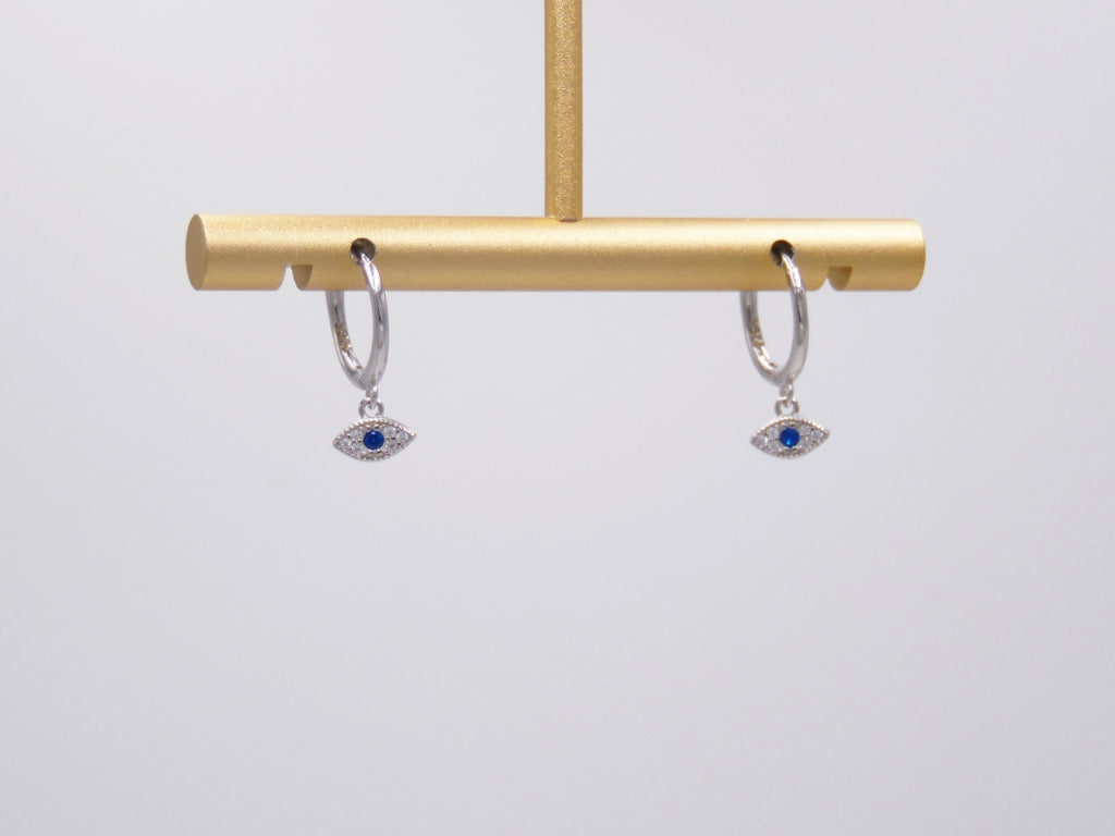 Arracada Ojo con Zirconias Plateado