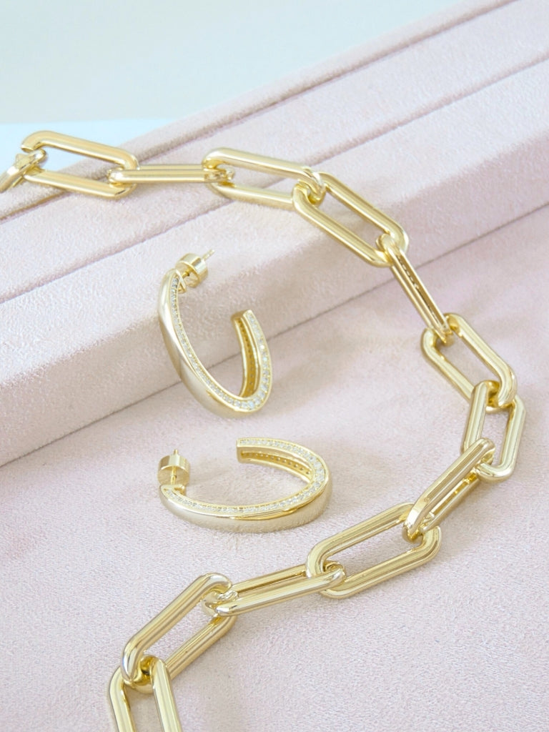 One call away hoops