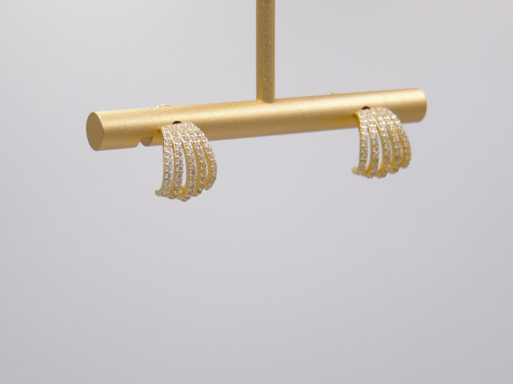 DELICATE EARRINGS