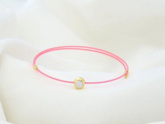 PULSERA HILO CON BISELADO DE PIEDRA MOISSANITA