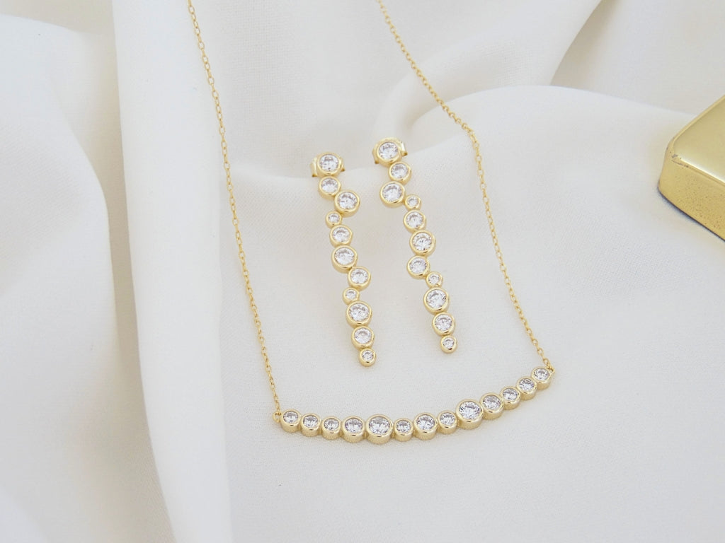 A Night to Remember Necklace