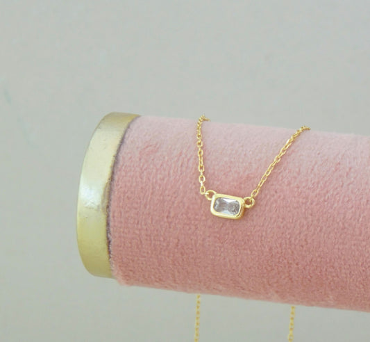 COLLAR BISEL CUADRADO