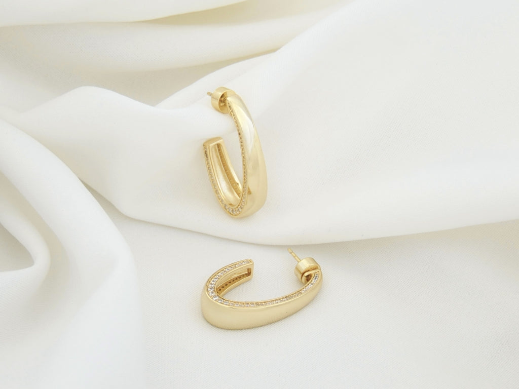 One call away hoops