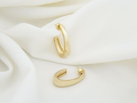 One call away hoops