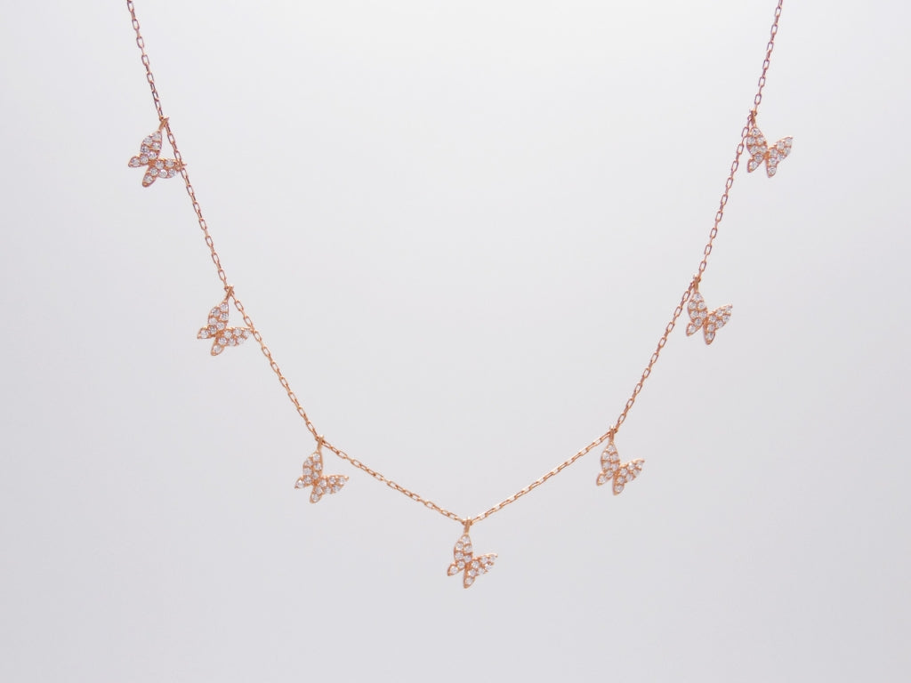 DELICATE NECKLACES